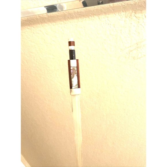 Violin Bow Black Carbon Fiber With Snake wood Frog And Abalone - Picture 9 of 11